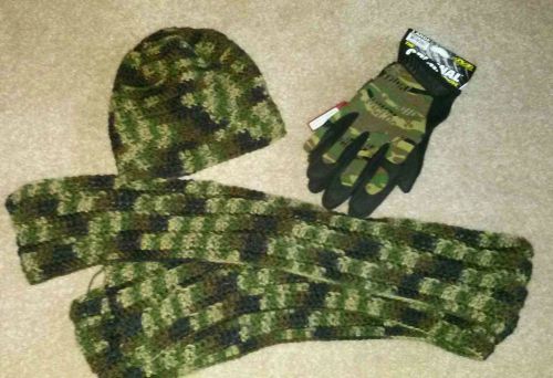 Mechanix wear mg-71-010 mechanics gloves with new handmade beanie and scarf! for sale