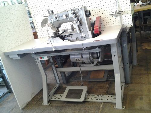 JUKI MF890 - Industrial Sewing Set up to create Piping Trim w/ Folder and Puller