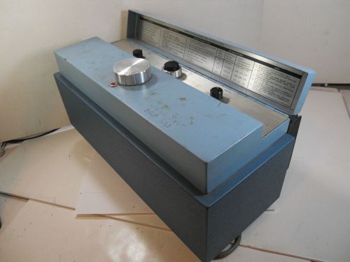 GILFORD Spectrophotometer 240 Power Supply, Model 222B Photometer