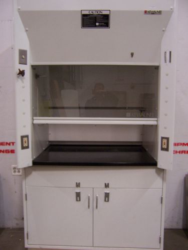 8274 KEWAUNEE 4FT FUME HOOD H05G54487300