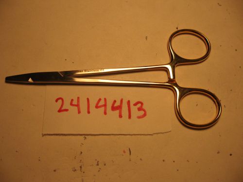 HALSEY TC SERRATED-SOLID NEEDLE HOLDER &#034;5&#034;