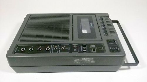 EIKI 3279A Cassette Tape Player Recorder w Multiple Headphone Outlets - TESTED