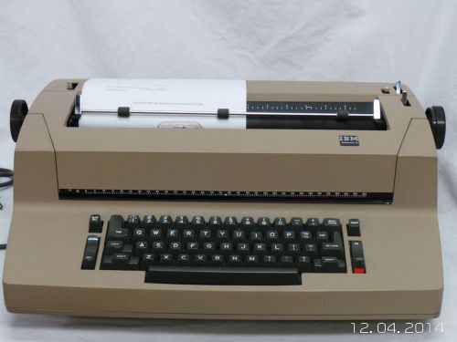Vintage IBM Selectric II Self Correcting Typewriter Tan Color Needs Serviced