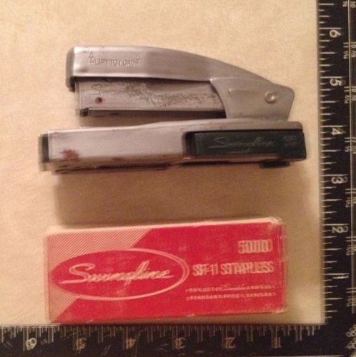 Vintage Retro Swingline 95 Stapler &amp; Built-In Staple Remover &amp; Box of Staples