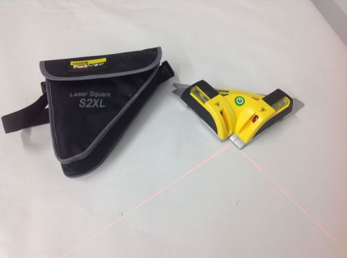 Stanley 77-198 S2XL FatMax  Laser Level Square w/Case Layout Tool. USED
