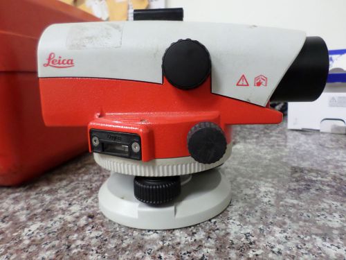 LEICA NA720  AUTO LEVEL TRANSIT FOR SURVEYING, USED, FAST SHIPPING