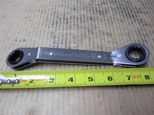 Blue point rya2022 us made 5/8&#034; x 11/16&#034; offset ratcheting box wrench list $27 for sale