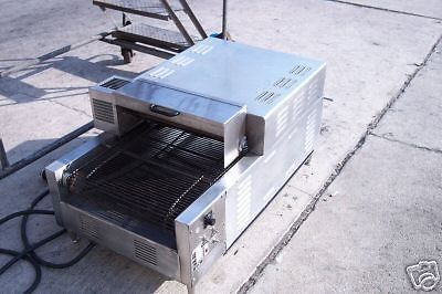 PIZZA/PRETZEL OVEN    , C/TOP , SPEED &amp; HEAT CONTROLS,220V, 900 ITEMS ON E BAY