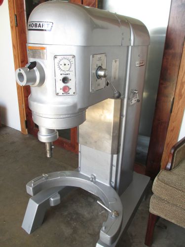 HOBART MIXER 80 QT WITH BOWL, WHIP AND HOOK GREAT CONDITION