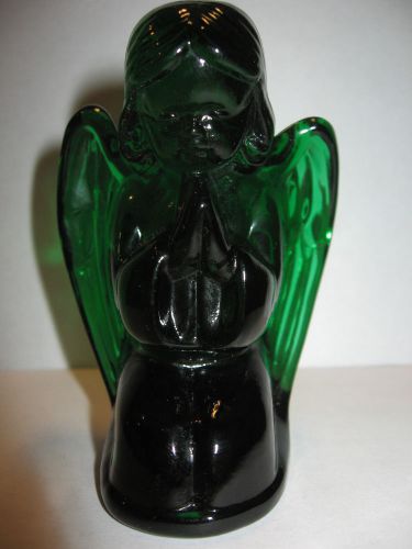 hunter green glass praying angel child girl children emerald paperweight art NR