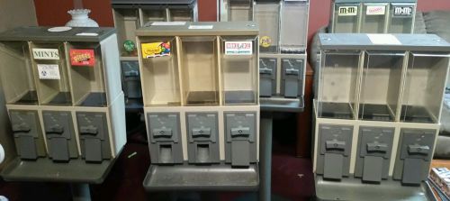 6 vendstar machines, candy bin, parts.