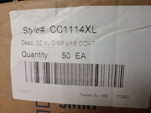 MAGID CC1114XL EconoWear Tyvek Disposable Lab Coats Size: XL White (Lot of 43)