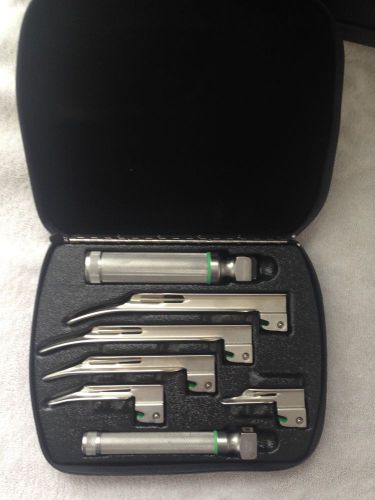 Welch Allyn Fiber Optic Laryngoscope set: 2 handles, 5 miller blades in case EUC