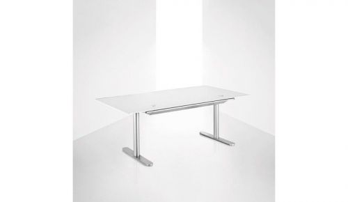 Large montana mobler ha2 height adjustable desk no reserve - sells new $3,085 for sale