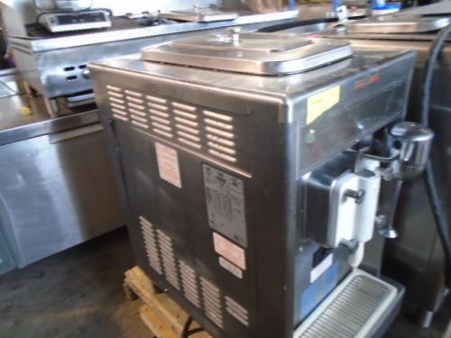 Taylor 490-33 20 qt soft serve counter top milk shake ice cream machine/icecream for sale