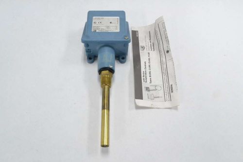 United electric c100-121 200-425f probe immersion temperature controller b359039 for sale