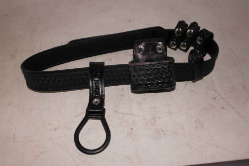 Velcro Duty Belt 1 1/2&#034; Wide 40&#034; inch Police or Security Officer with Extras