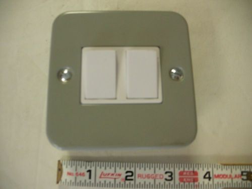 Schneider gmc1022 surface rocker plate switch 2 gang 2 way 10 amp 230 vlot for sale