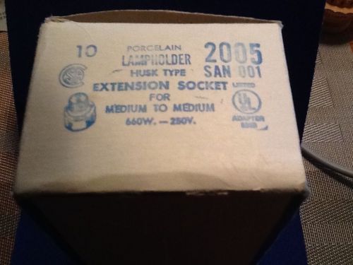 Box of 8 New Leviton 2005 SAN 001 Porcelain Ext. Socket Med.to Med. Old Stock