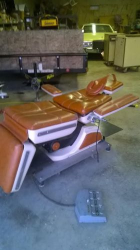 DEXTA  MK52-602 dental/tattoo chair  AWESOME SHAPE