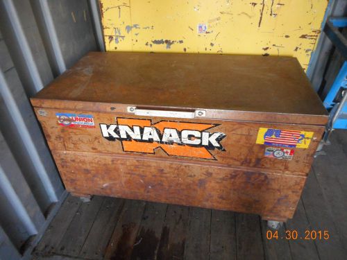 Knaack gang box on rollers 48x24x24