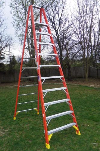 New werner platform ladder p6210 10 - 12 ft 300lb rated fiberglass step a-frame for sale