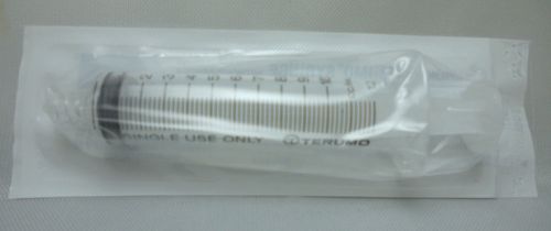 Terumo Syringes 10cc Luer Lock 100/bx