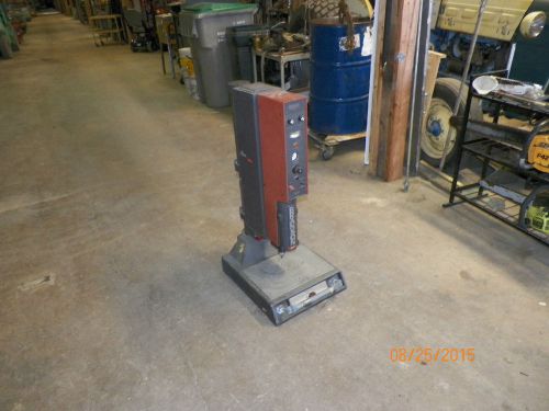 Branson ultrasonic welder for sale