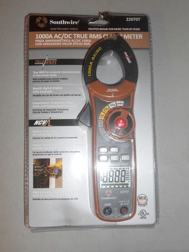 NEW Southwire 22070T 1000A AC/DC True RMS Clamp Meter