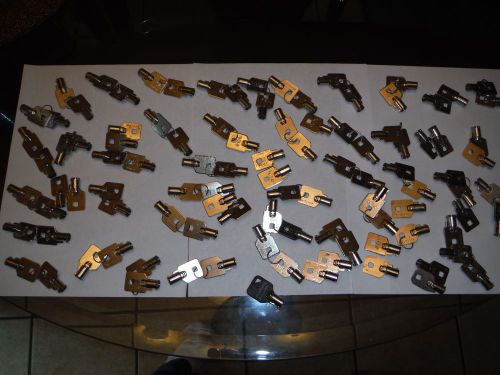 100 used vending keys