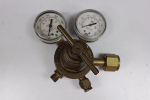 Victor SR-250C Oxygen Regulator.