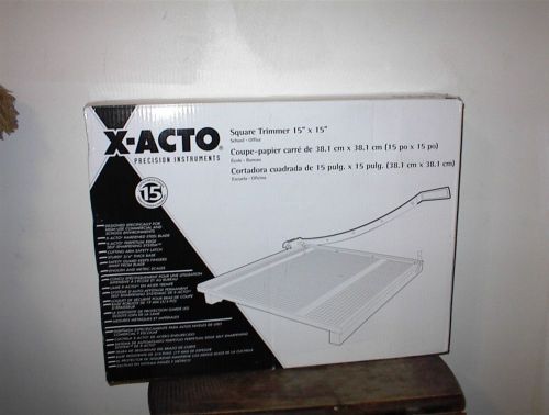 X-ACTO  Wood Base Guillotine Trimmer 15 SHEETS- 26615 15&#034; X 15&#034; SQUARE TRIMMER