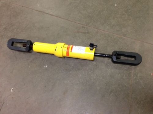 Enerpac brp306 30 ton  hydraulic pull cylinder 6&#034; stroke for sale