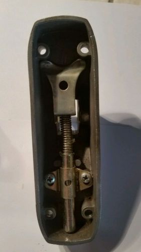 locksmith von duprin 88 end case 26d