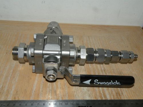 Swagelok ss-65xtf16 3-way high pressure ball valve 1&#034; npt for sale