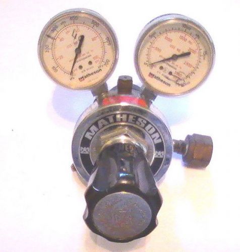 Matheson Model 8-350 Gas Regulator / Flow Meter