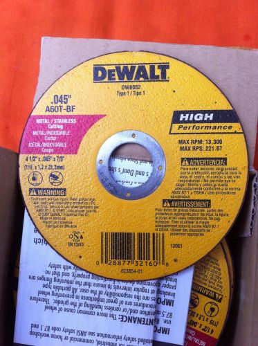 DEWALT DW8062 CUTTING DISC 4-1/2&#034; X .045 X 7/8&#034; Center, Cut Off Blades Box Of 25