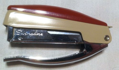 Swingline Handheld Stapler