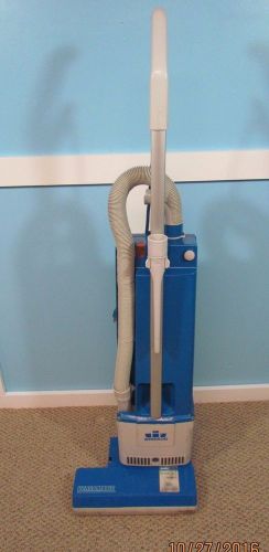 Windsor versamatic commercial vacuum cleaner model vs14 for sale