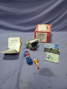 Robertshaw 712-017 Intermittent Pilot ignition System for Natural Gas