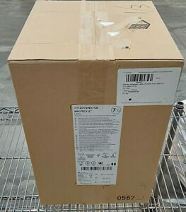 Protexis Latex Powder-Free Nitrile Coated Gloves; Size 7.5; 200pc; EXP: 2022-10
