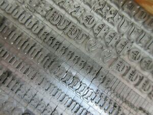 Letterpress Lead Type 30 Pt. Cloister Black    F36