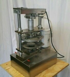 &gt;&gt; 2018 &lt;&lt;&lt; COMTEC 2200 Pie Crust PRESS Dough Press