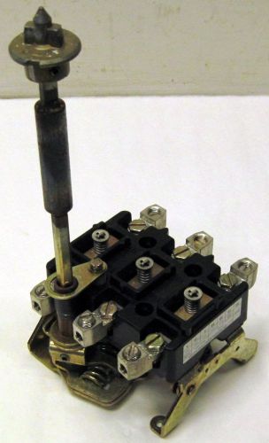 ALLEN-BRADLEY 1494R-N60 SER. A ROD OPERATED DISCONNECT SWITCH ROTARY