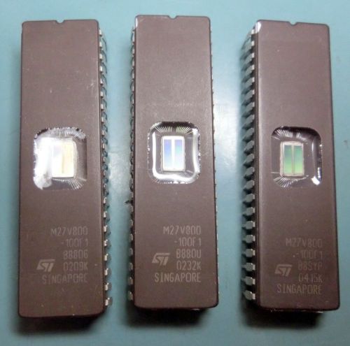 ST Micro M27v800 DIP EPROM 18 pcs.