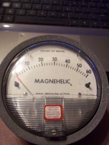 New Dwyer Series 2000 Magnehelic Pressure Gage model 2060  (Water Inches)