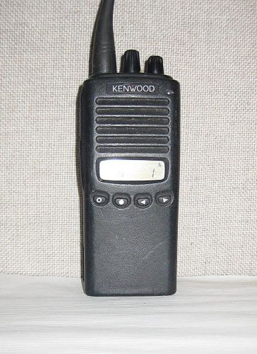 KENWOOD TK-372G TK-372G-1 UHF 450-470 4W ALH29473110 PORTABLE RADIO NARROWBAND