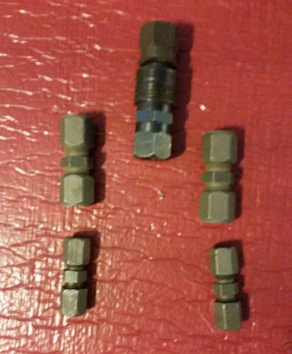 Hydraulic fittings  (5)  assortment of sizes and brands for sale