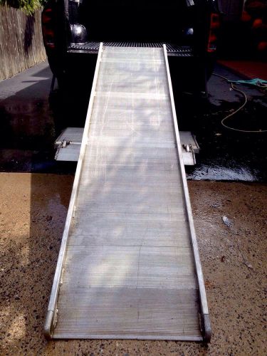 Commercial heavy duty aluminum walk ramp -9&#039; long x 26 1/-2 &#034; wide for sale