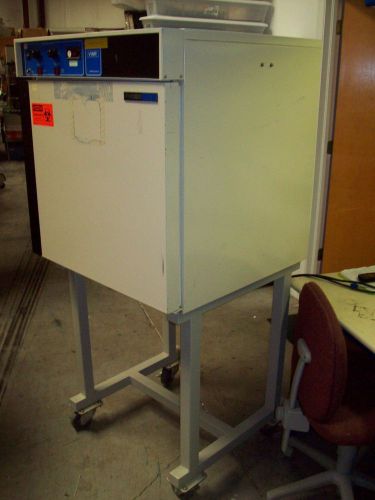 Vwr 1530 chamber 176f 80c laboratory digital oven incubator floor stand  $399 for sale
